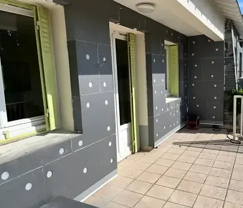 pose d'isolation extérieure à Basse-Goulaine - image 3